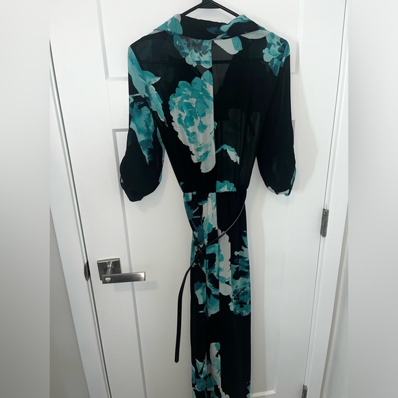 Eva Mendes New York & Company Dress - Picture 4 of 4